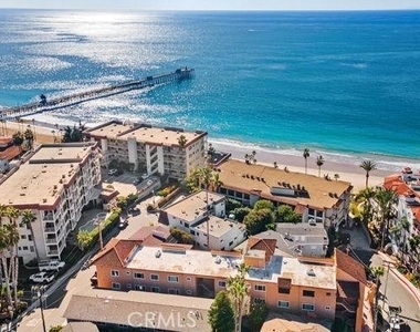 409 Arenoso Lane - Photo Thumbnail 46