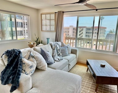 409 Arenoso Lane - Photo Thumbnail 38