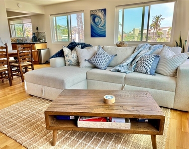 409 Arenoso Lane - Photo Thumbnail 39