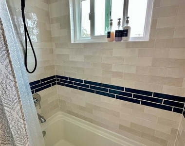 409 Arenoso Lane - Photo Thumbnail 19