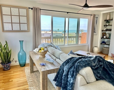 409 Arenoso Lane - Photo Thumbnail 3