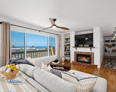 409 Arenoso Lane - Photo Thumbnail 9