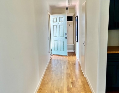 409 Arenoso Lane - Photo Thumbnail 37