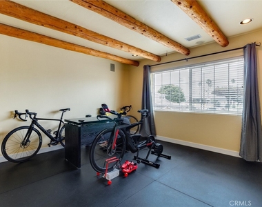 2703 Huntington Lane - Photo Thumbnail 28