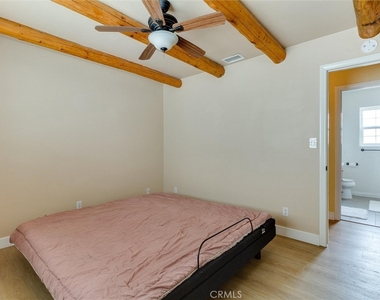 2703 Huntington Lane - Photo Thumbnail 27