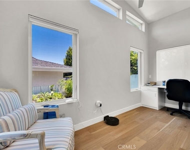 15 Lantana Place - A - Photo Thumbnail 6