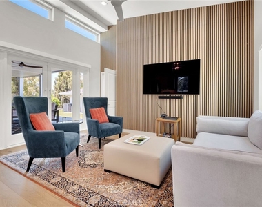 15 Lantana Place - A - Photo Thumbnail 9