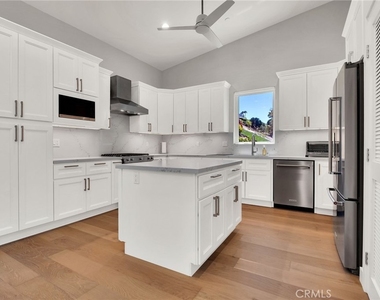 15 Lantana Place - A - Photo Thumbnail 11