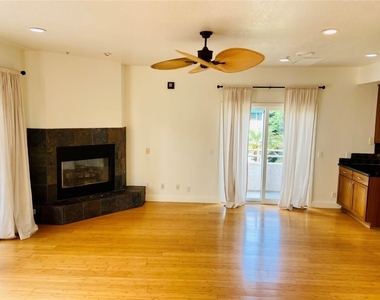 20812 Beach Boulevard - Photo Thumbnail 2