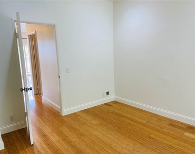 20812 Beach Boulevard - Photo Thumbnail 20