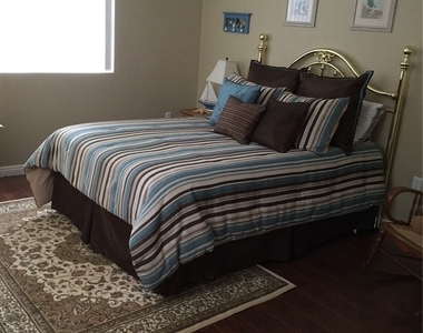 7837 Hogan Circle - Photo Thumbnail 8