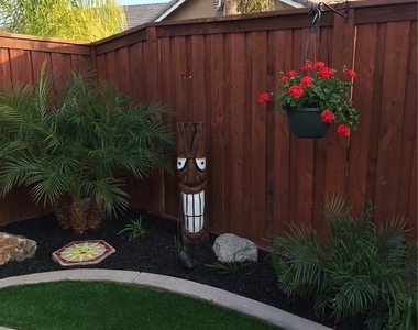7837 Hogan Circle - Photo Thumbnail 12