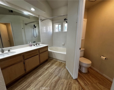 3121 E Genoa - Photo Thumbnail 18
