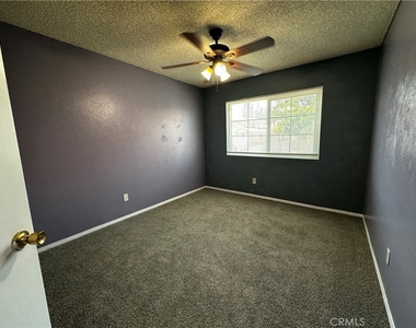 3121 E Genoa - Photo Thumbnail 24