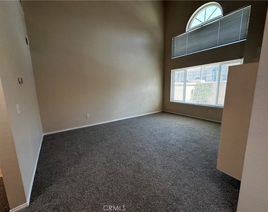 3121 E Genoa - Photo Thumbnail 10