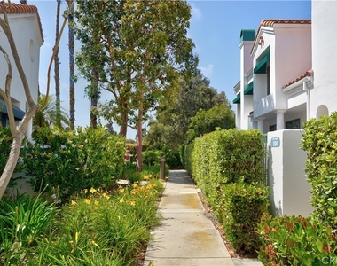 7401 Seabluff Drive - Photo Thumbnail 23