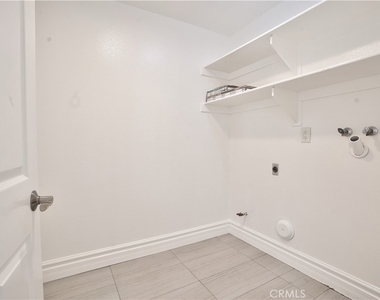 7401 Seabluff Drive - Photo Thumbnail 20