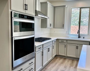 8489 Anthony Street - Photo Thumbnail 6