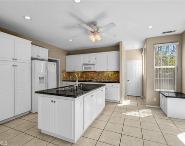 11625 Maynard - Photo Thumbnail 5