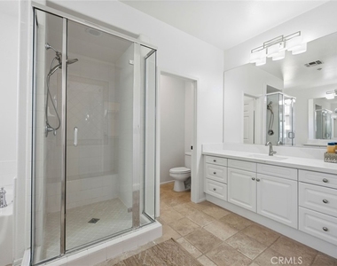 42 Paseo Vista - Photo Thumbnail 15