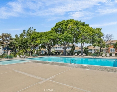 10172 Ascot - Photo Thumbnail 22