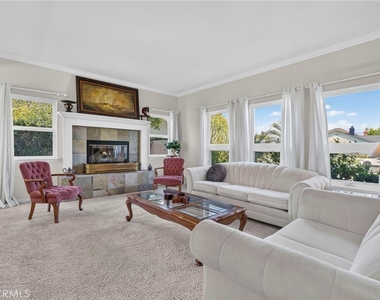 11541 Donovan Road - Photo Thumbnail 12