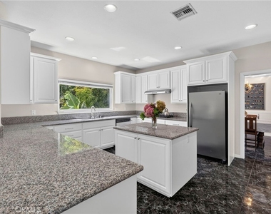 11541 Donovan Road - Photo Thumbnail 17