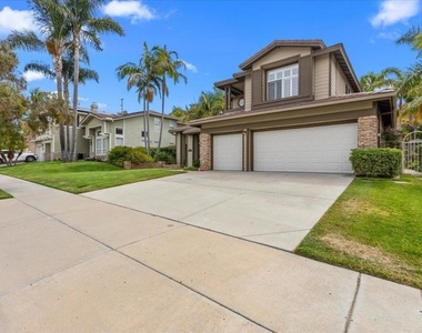 219 Pacific View Lane - Photo Thumbnail 4