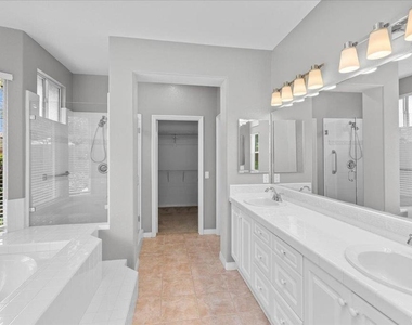 219 Pacific View Lane - Photo Thumbnail 24
