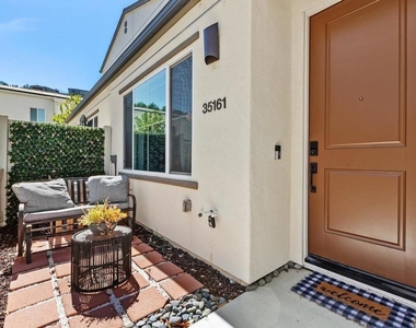 35161 Grove Trail - Photo Thumbnail 4