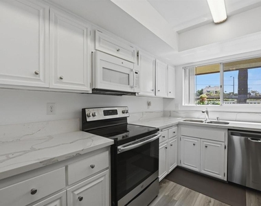 2475 Jefferson Street - Photo Thumbnail 13