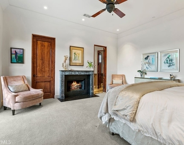 136 Emerald Bay - Photo Thumbnail 33