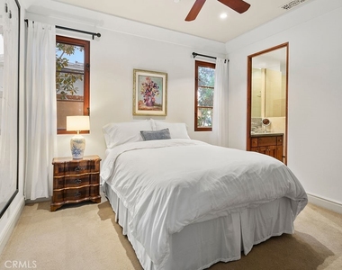 136 Emerald Bay - Photo Thumbnail 17