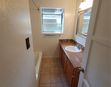 12766 13th Street - Photo Thumbnail 10