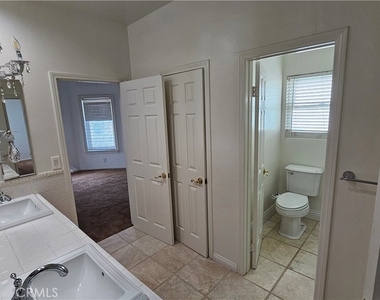 34172 Crystal Lantern Street - Photo Thumbnail 15