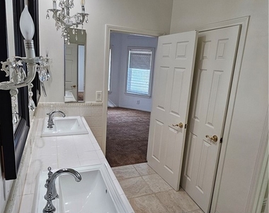 34172 Crystal Lantern Street - Photo Thumbnail 14