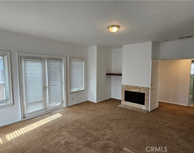 34172 Crystal Lantern Street - Photo Thumbnail 10