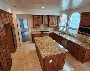 34172 Crystal Lantern Street - Photo Thumbnail 3