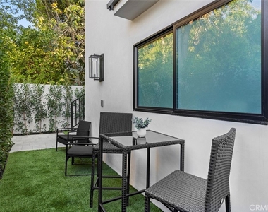 436 Cornell Drive - Photo Thumbnail 4