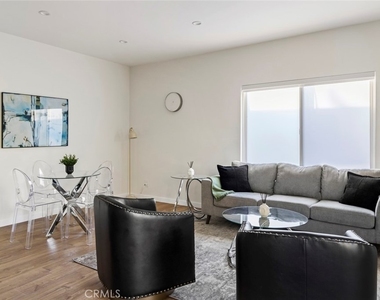 436 Cornell Drive - Photo Thumbnail 12