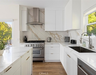 436 Cornell Drive - Photo Thumbnail 9