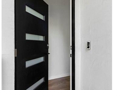 436 Cornell Drive - Photo Thumbnail 5
