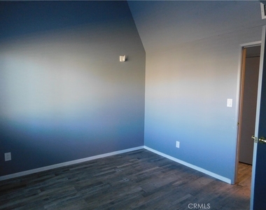 21306 Bancroft Court - Photo Thumbnail 12