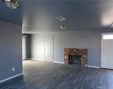 21306 Bancroft Court - Photo Thumbnail 6