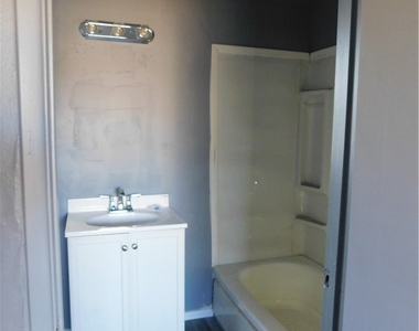 21306 Bancroft Court - Photo Thumbnail 16