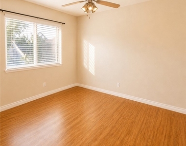 1166 W Morgan Street - Photo Thumbnail 16