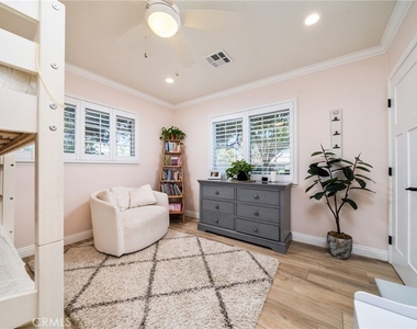 1025 Kent Drive - Photo Thumbnail 19