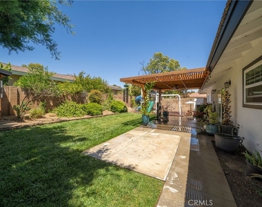 1025 Kent Drive - Photo Thumbnail 28