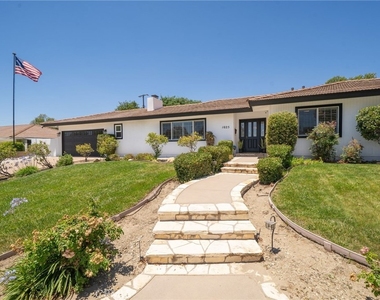 1025 Kent Drive - Photo Thumbnail 32
