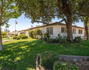 1025 Kent Drive - Photo Thumbnail 33